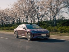 中高配车型还搭载“千里