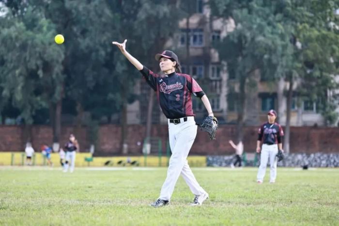 熊猫杯慢投垒球企业联赛分站赛全面收官：52站分