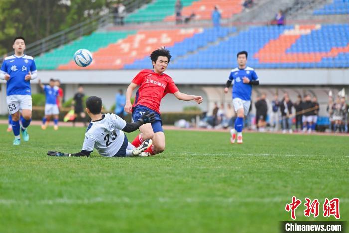 跨越黔山万水的友谊对决